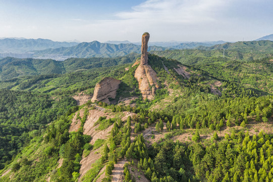 河北承德棒槌山