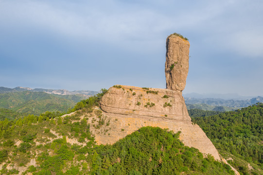 河北承德棒槌山