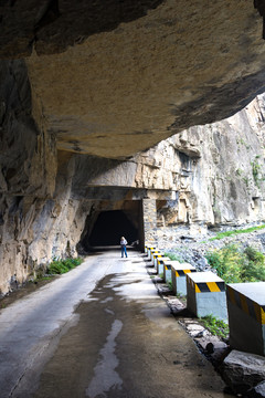 山西晋城锡崖沟挂壁公路