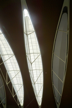 上海浦东机场玻璃采光顶内景