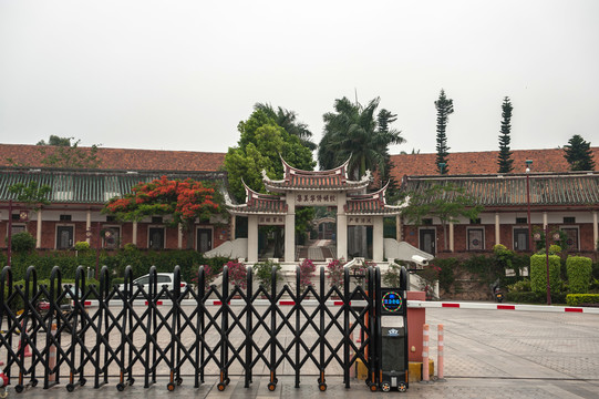 厦门集美学村华侨大学华文学院