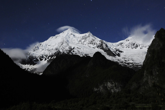 梅里雪山将军峰