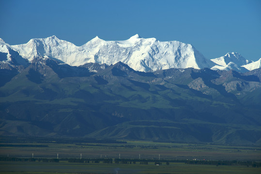 天山