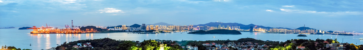 厦门滨海风光鼓浪屿夜景宽幅全景