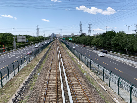 城市公路城铁