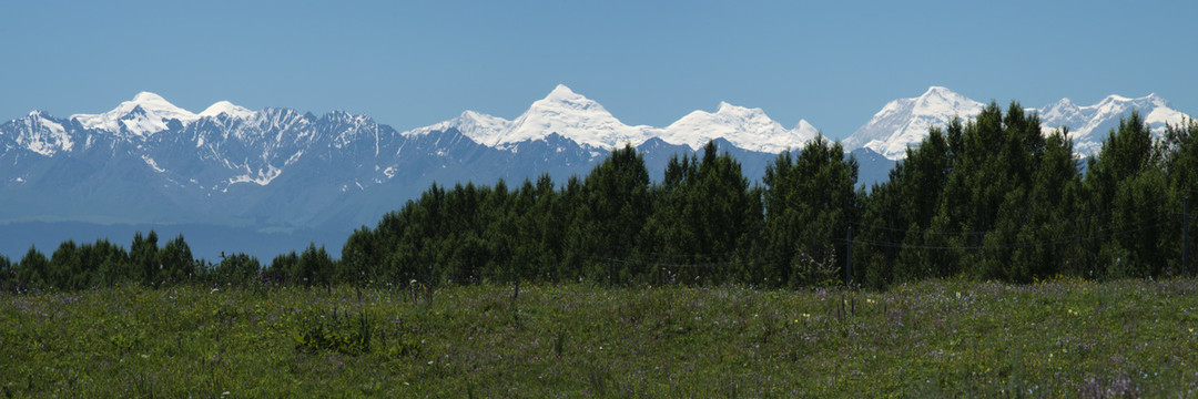 天山