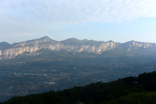 悬崖绝壁大峡谷