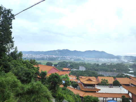 茂名化州南山寺