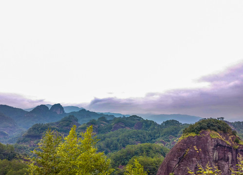 武夷山虎啸岩