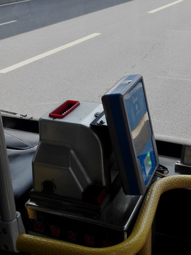公交車上收錢盒子