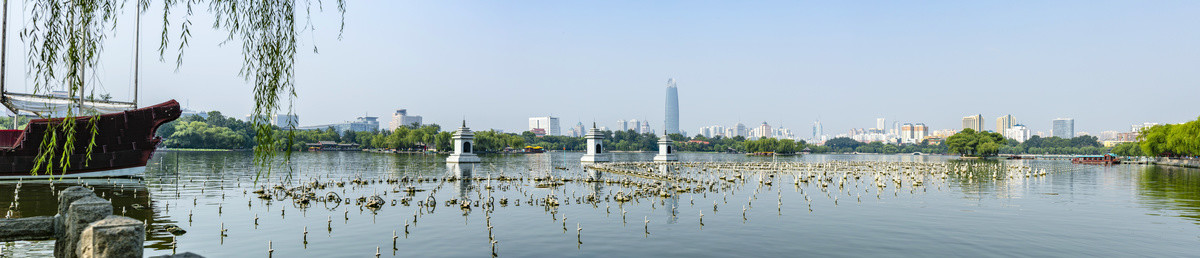 济南大明湖全景