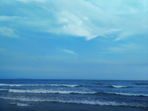 云天海滩风景