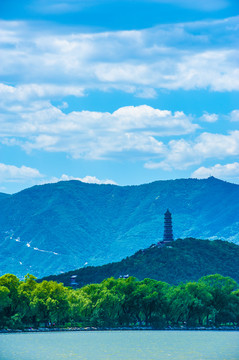 北京玉泉山玉峰塔