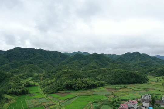 航拍田园山川