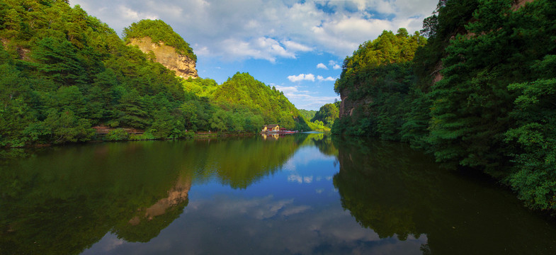 天水仙人崖风景区