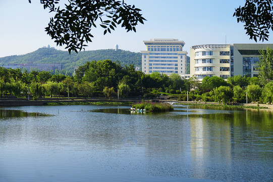 山东大学威海校区