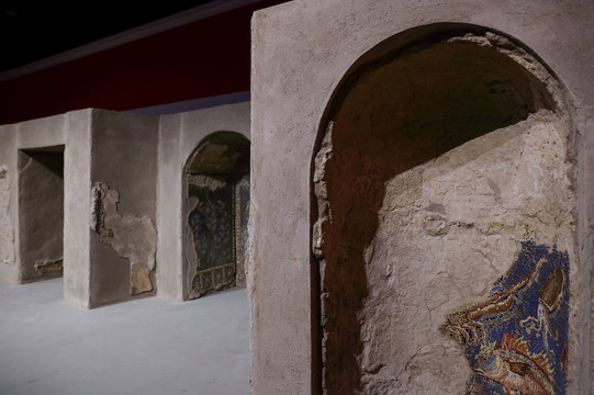 宁芙神庙中的马赛克壁画