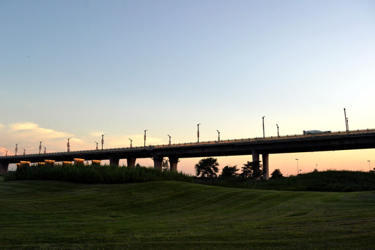 西安机场高速高架桥