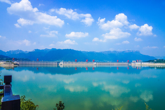 三峡大坝