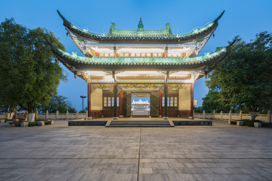 重庆鸿恩寺公园夜景