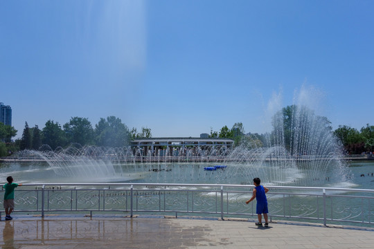 天津水上公园喷泉