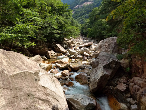 燕子河大峡谷