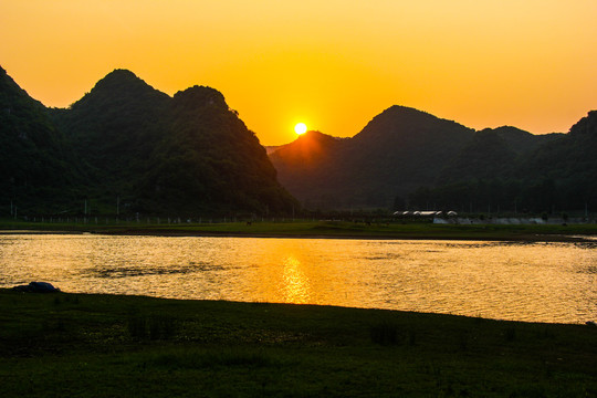 红枫湖夕阳