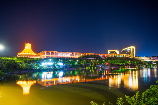 广西南宁民歌湖夜景