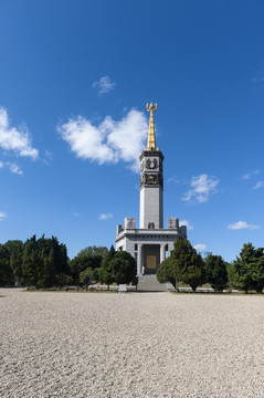 旅顺胜利塔