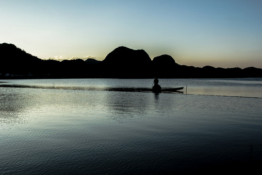 红枫湖