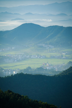 远山和乡村