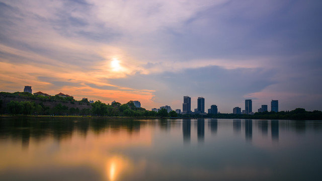 玄武湖日落美景