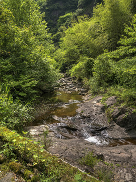 浙江衢州药王山山涧溪流