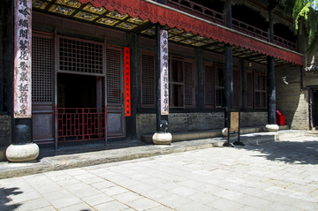 中式柱廊