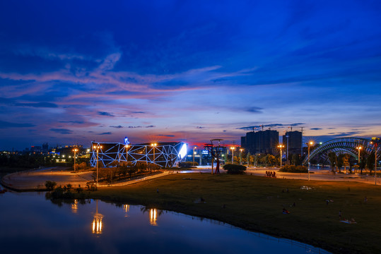 玉林园博园夜景