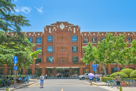 华东师范大学