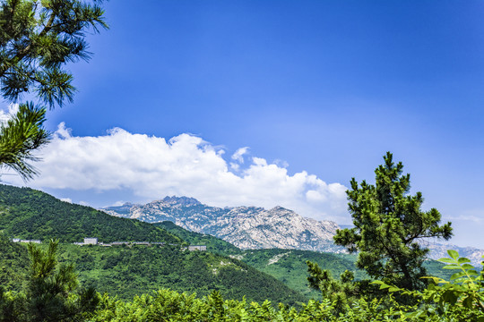 蓝天白云大海青山