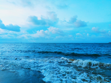 海滩浪花