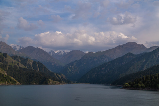 天山天池