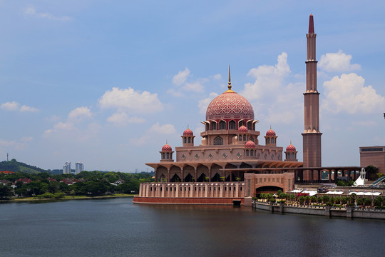 马来西亚吉隆坡布城粉红清真寺