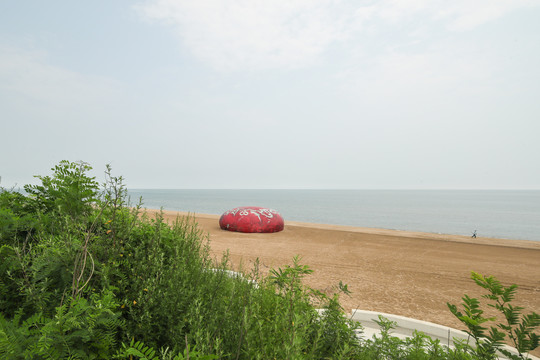 阿那亚沙丘美术馆沙滩气球