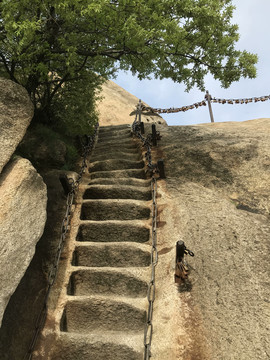 华山北峰石阶