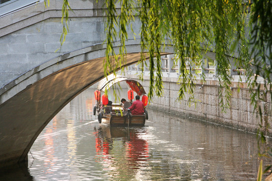 荔枝湾游船