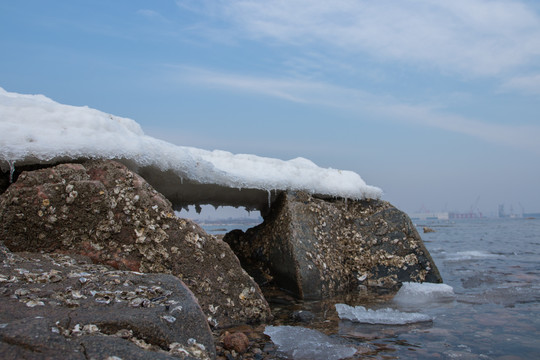 秦皇岛冰冻海岸