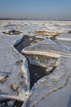 秦皇岛冰冻海岸