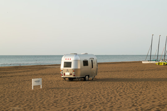 阿那亚海滩售货车
