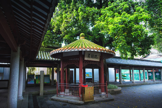 光孝寺洗钵泉达摩井