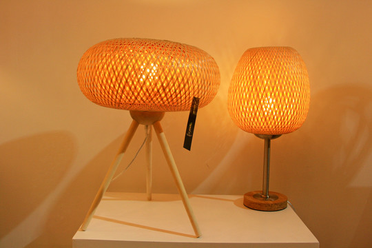竹制灯具