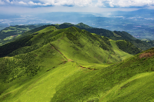 高山丘壑