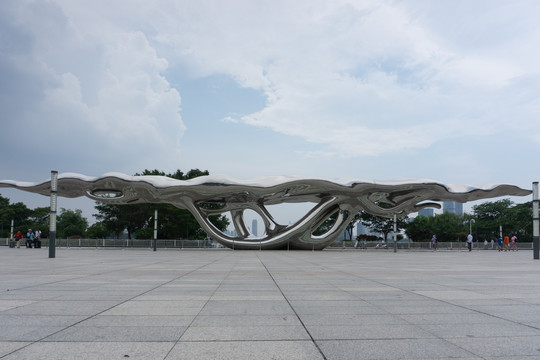 南京火车站广场雕塑